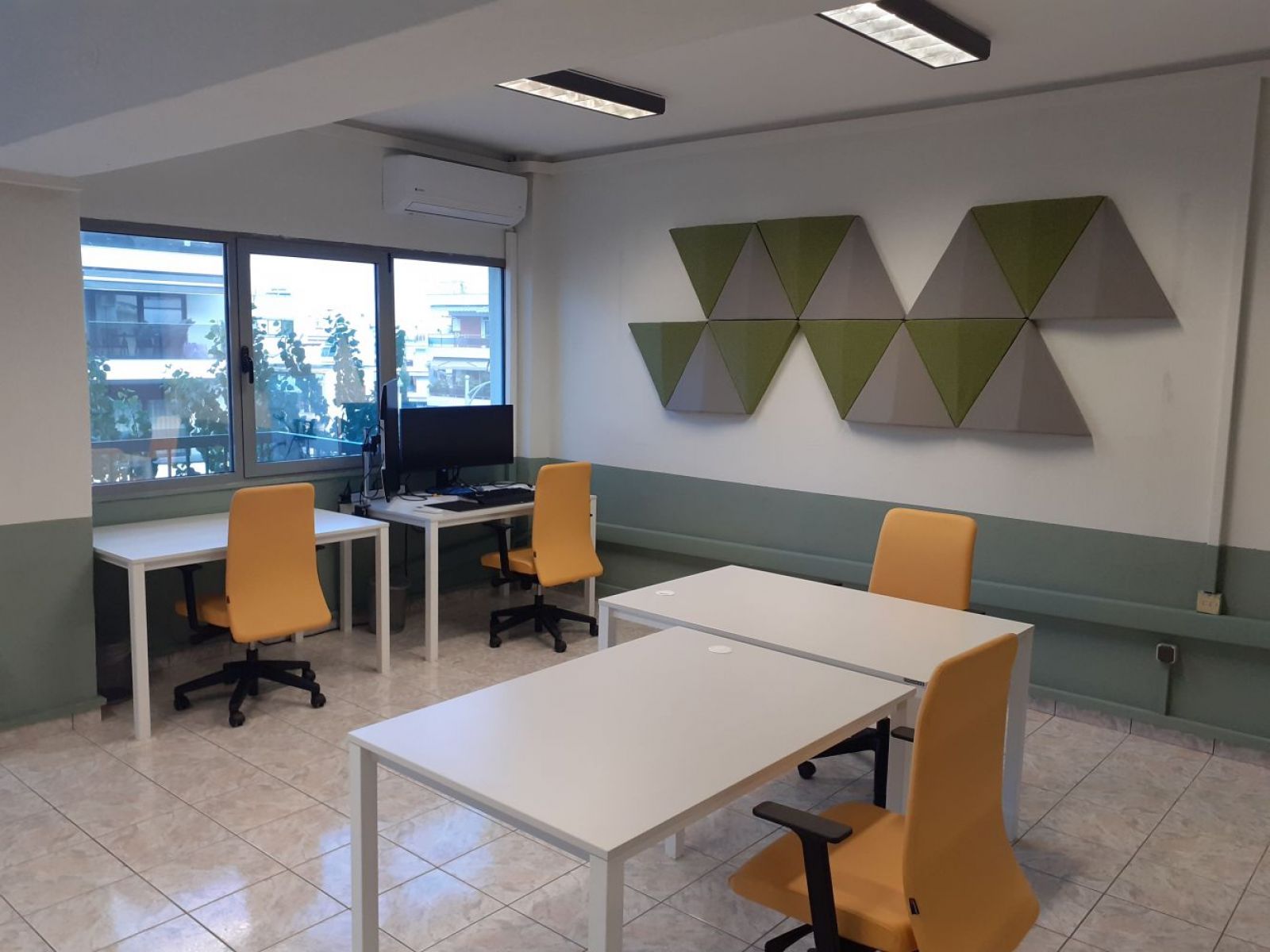 OFFICE CLUB / Europe / Greece / Thessaloniki