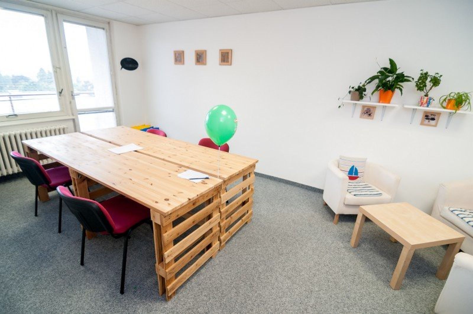 Baby Office / Europe / Czech Republic / Prague