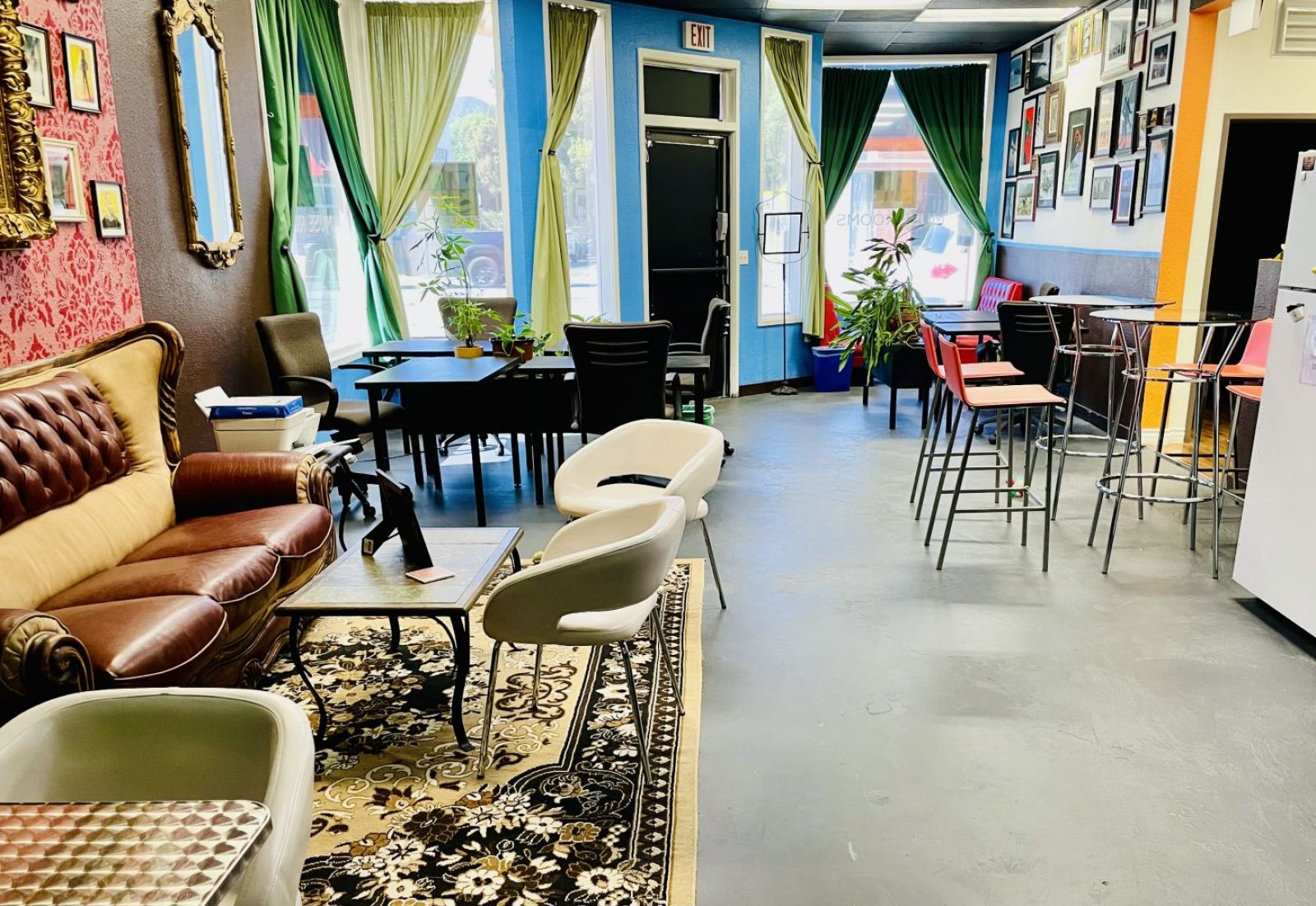 The Muse Rooms Burbank / North America / United States / California / Burbank