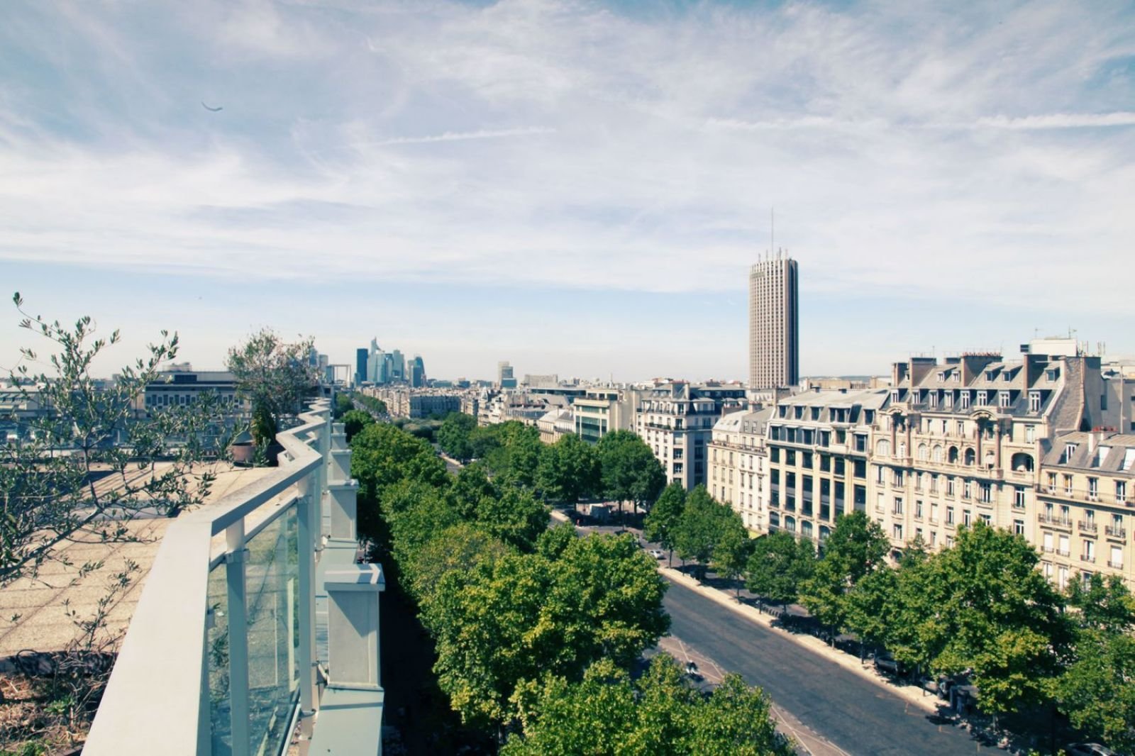 Rooftop-Work / Europe / France / Paris