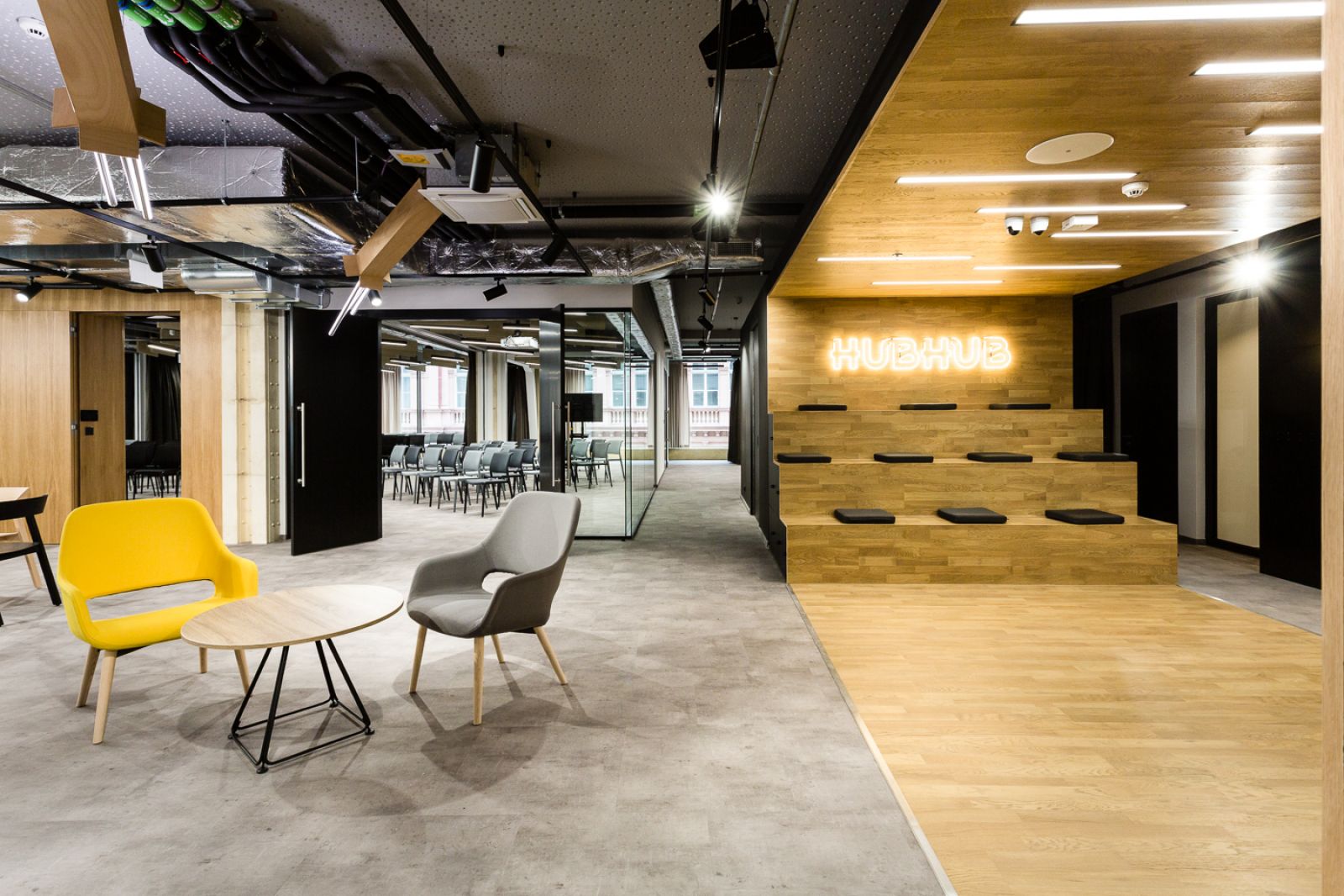 HubHub Palác ARA / Europe / Czech Republic / Prague