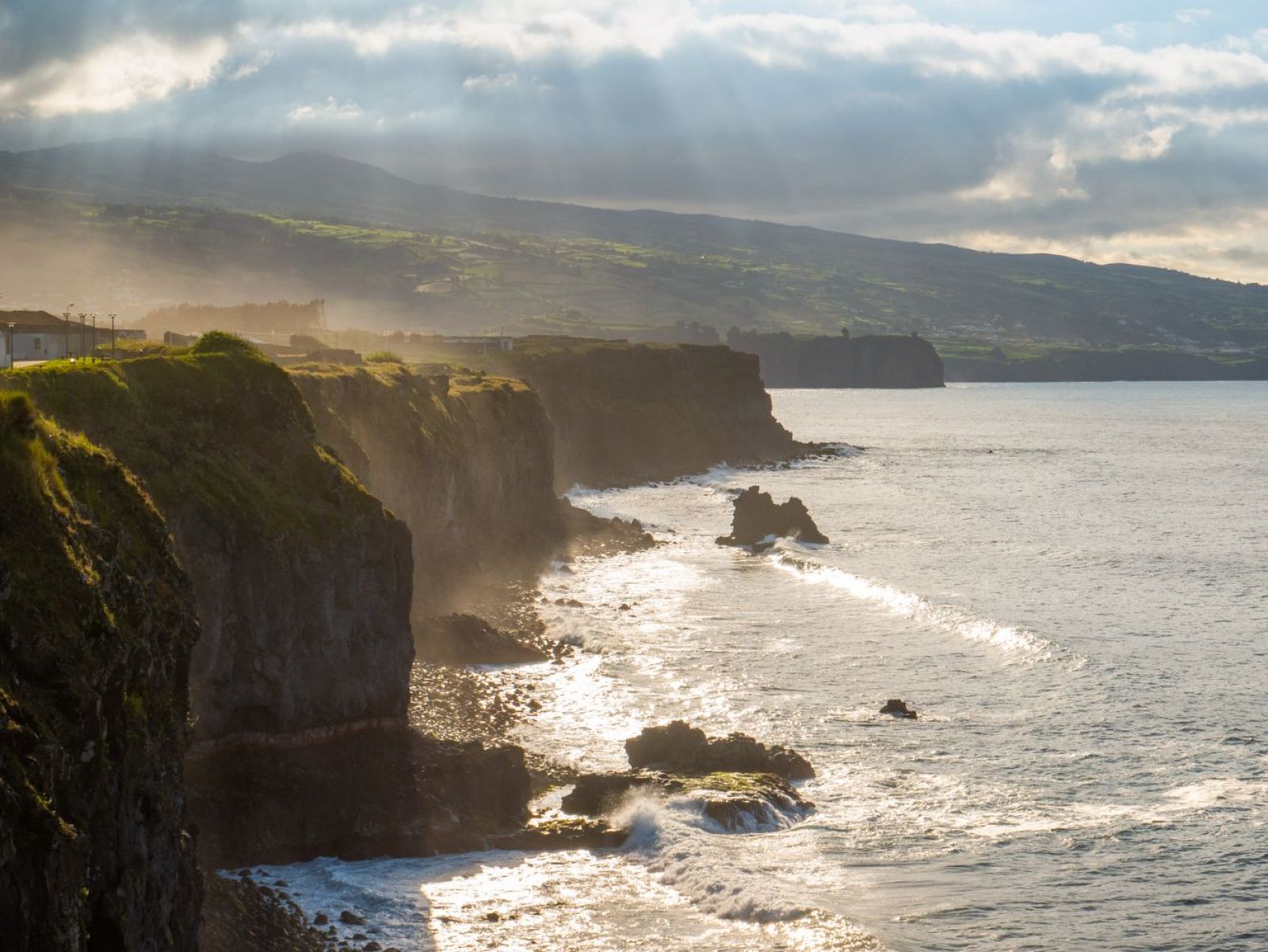Dwell Azores Co-working Community / Europe / Portugal / Fenais Da Luz