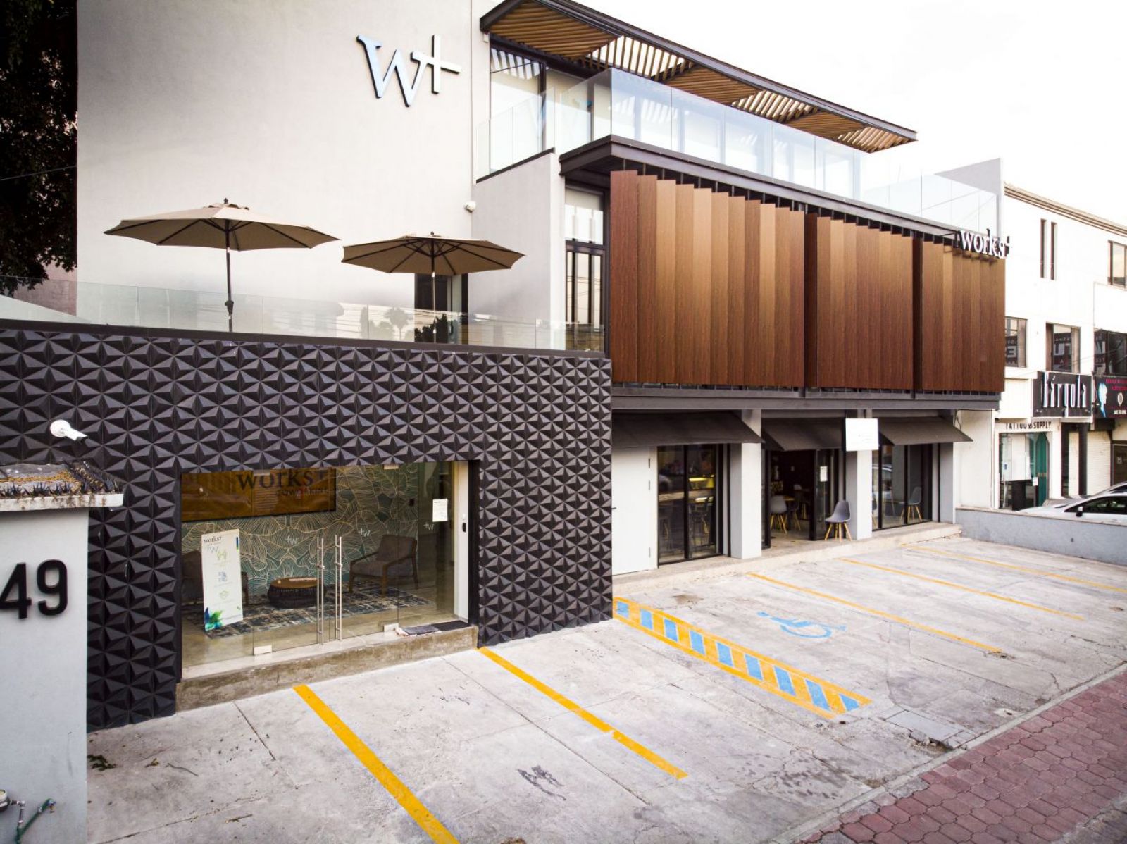 WORKS+ / North America / Mexico / Santiago De Queretaro