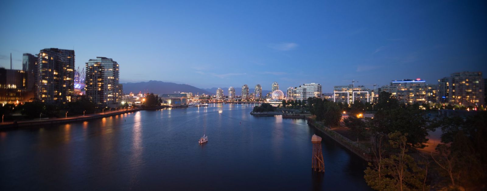 CUBE CREATIVE COWORK / North America / Canada / Vancouver