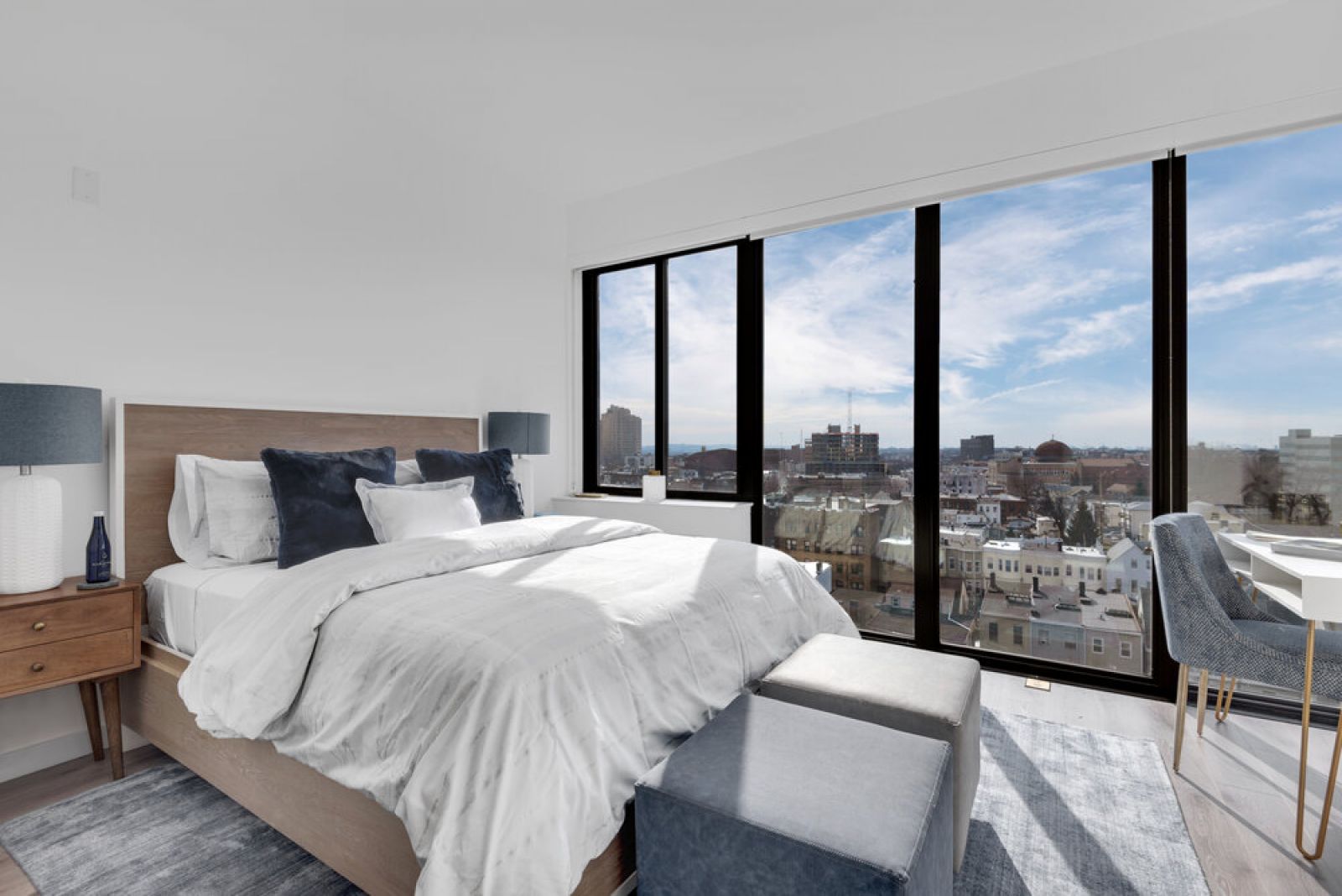 28 Cottage | Luxury Apartment Rentals in Journal Square, Jersey City / North America / United States / New Jersey / Jersey City