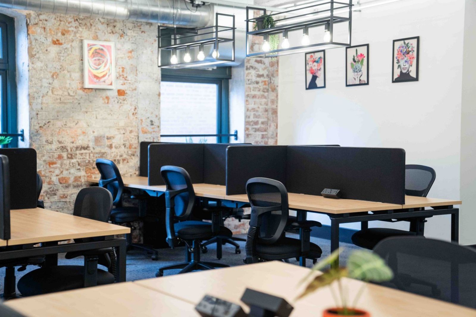2-Work Tileyard North / Europe / United Kingdom / Wakefield