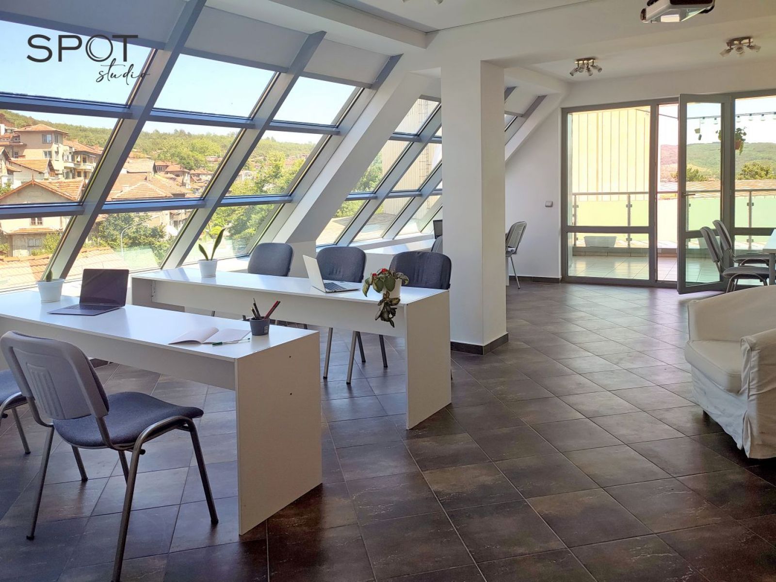 SPOT Studio / Europe / Bulgaria / Veliko Tarnovo