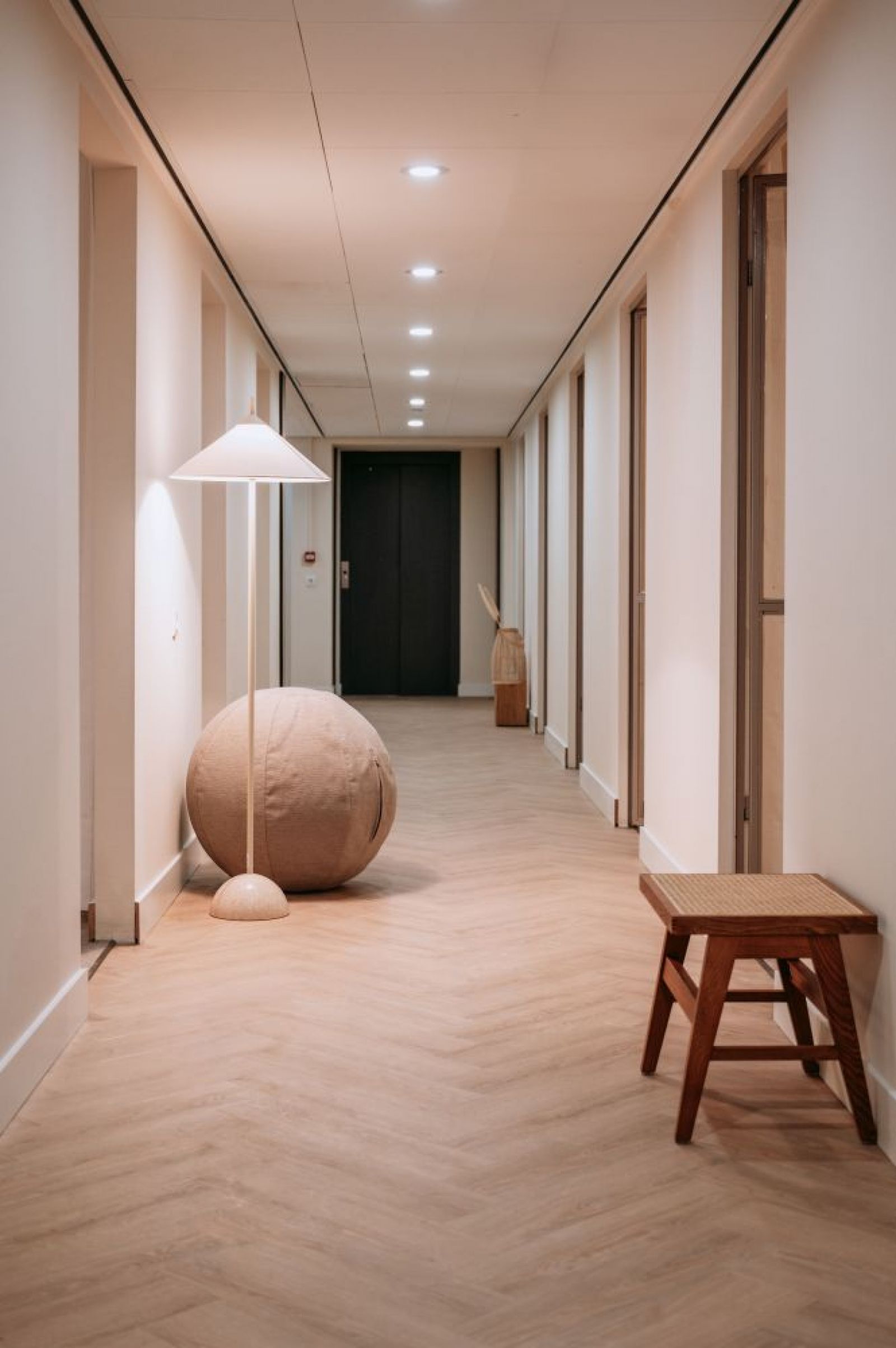 YOUNG Workspaces / Europe / Netherlands