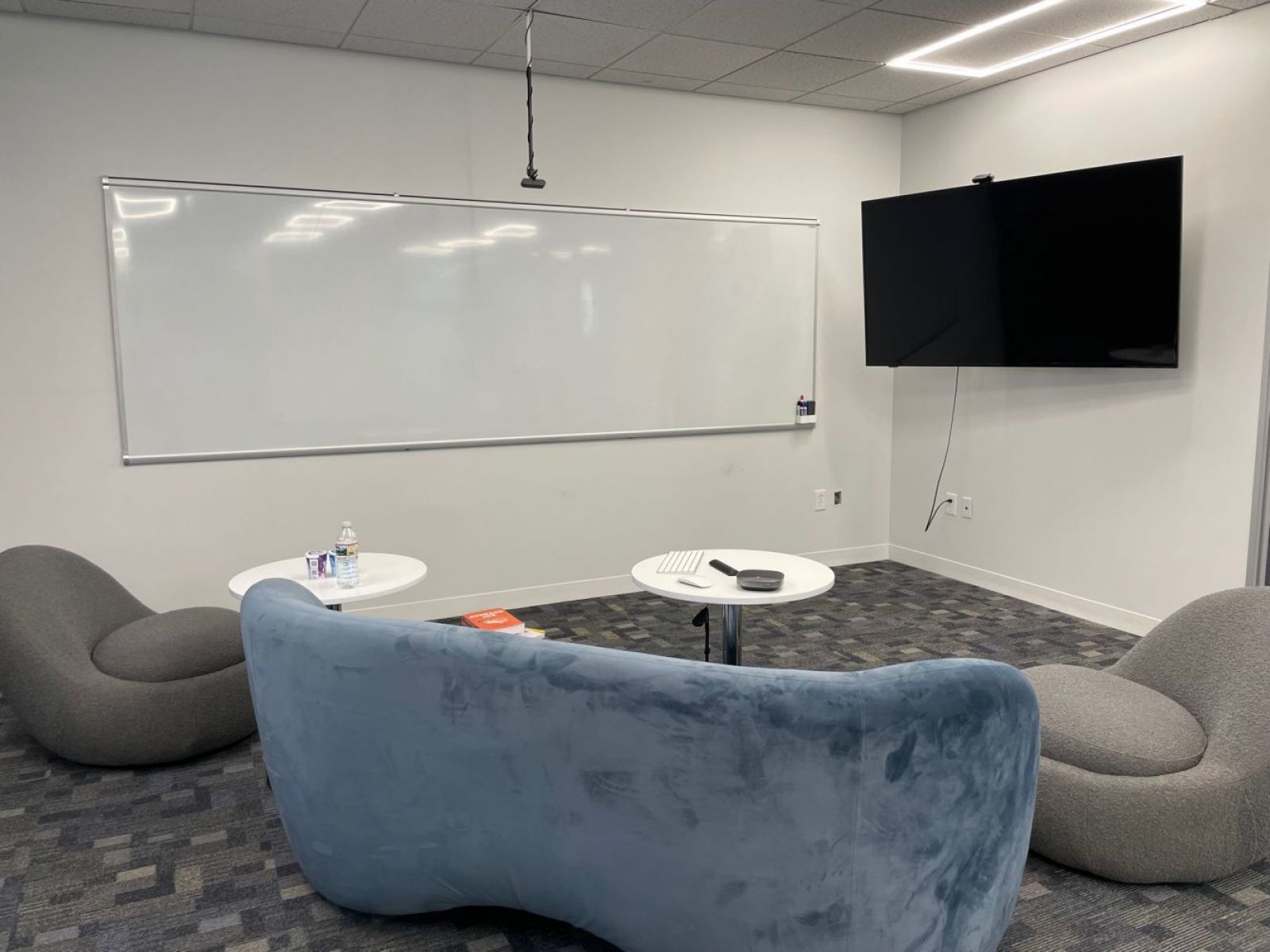 Saturn Office / North America / United States / California / Orange