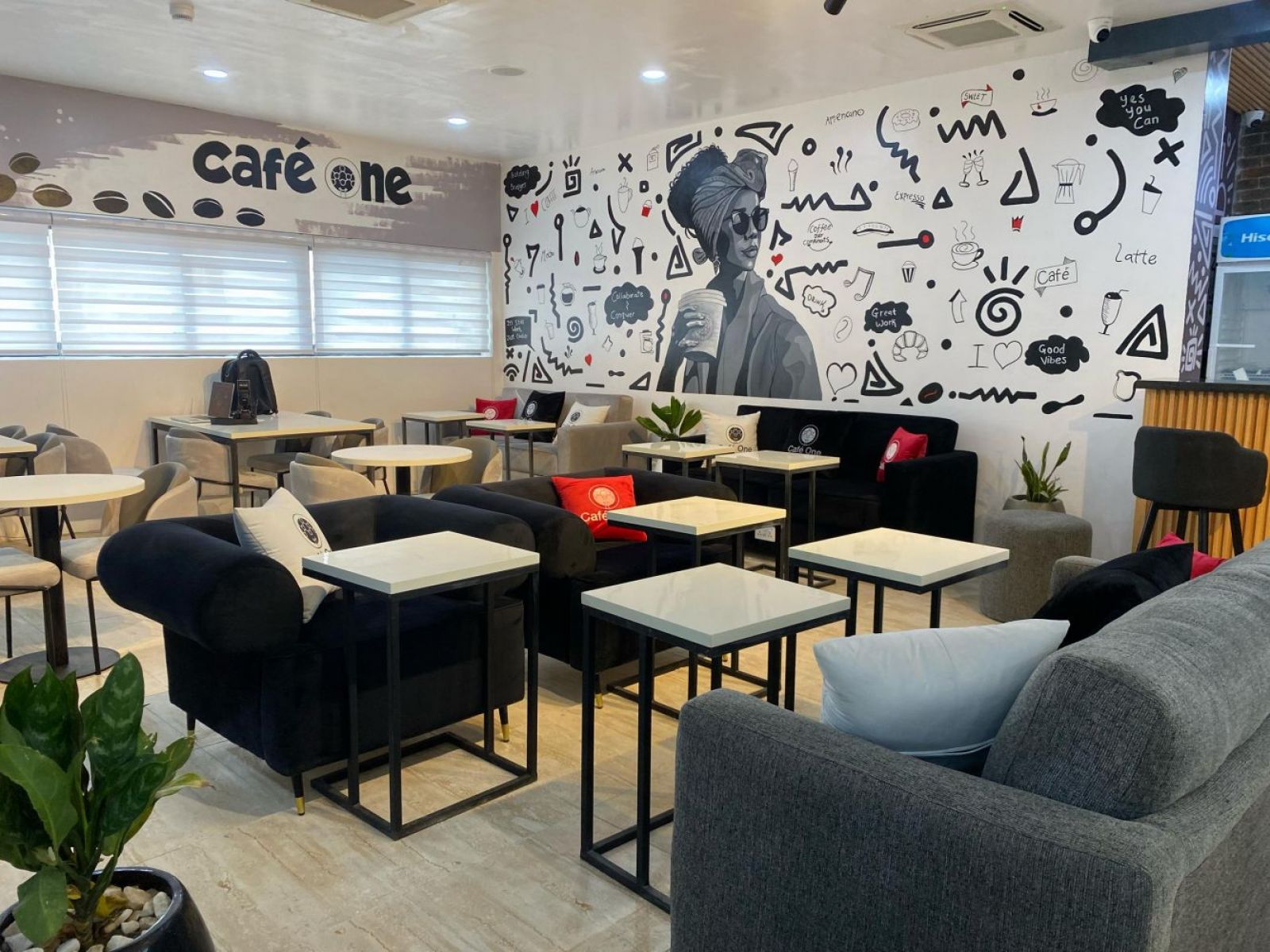 Café One Ikate / Africa / Nigeria / Port Harcourt