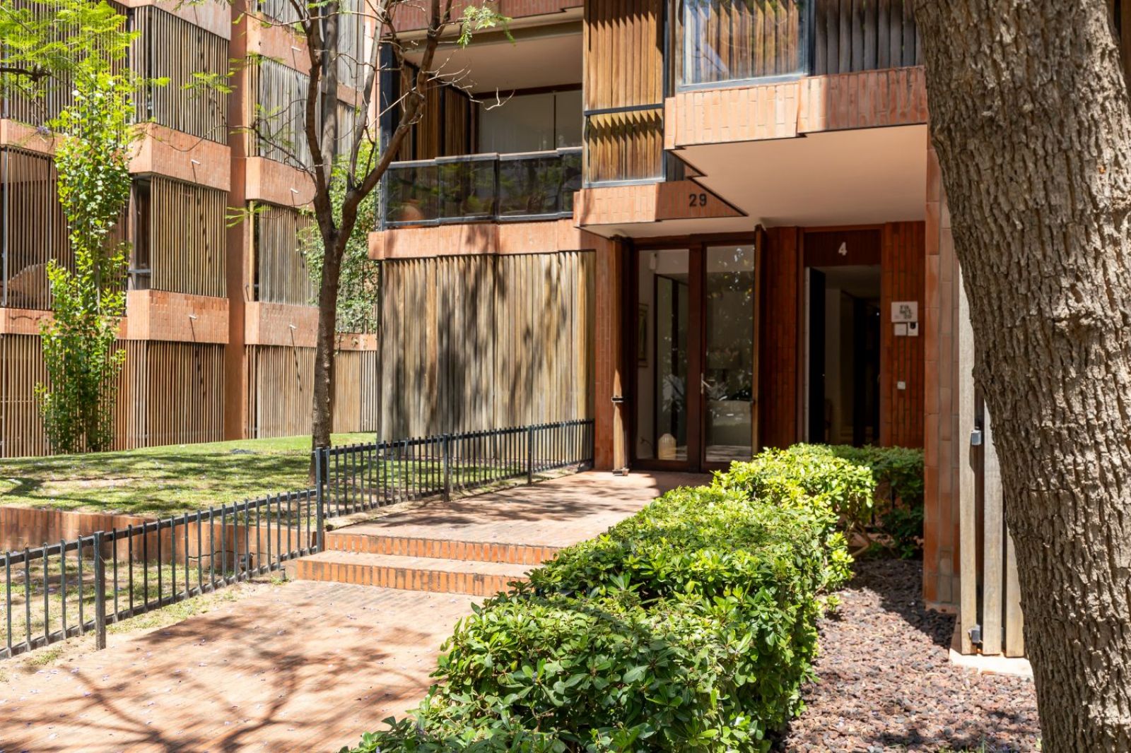 Raset 29 / Europe / Spain / Barcelona