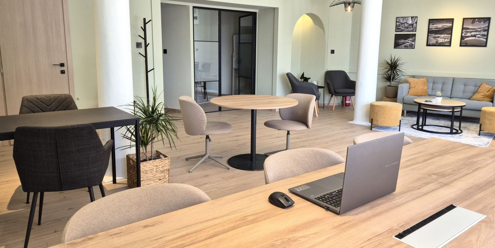 M97 Workspace / Europe / Greece