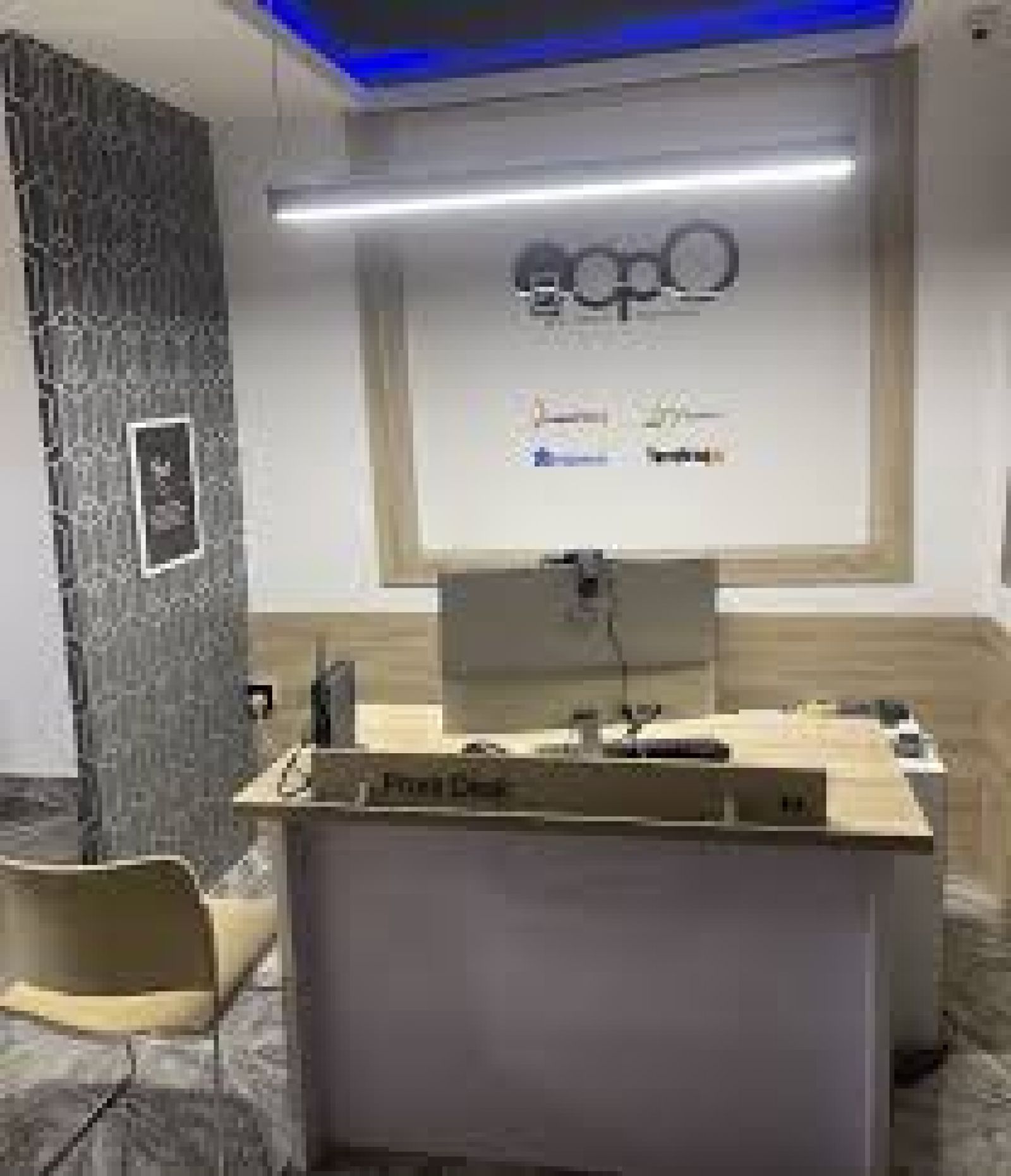 Open Office Proxy Office / Europe / Italy / Bari