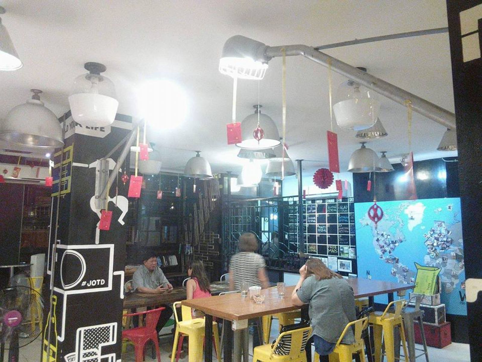 Makati Junction Hostels / Asia / Philippines / Makati