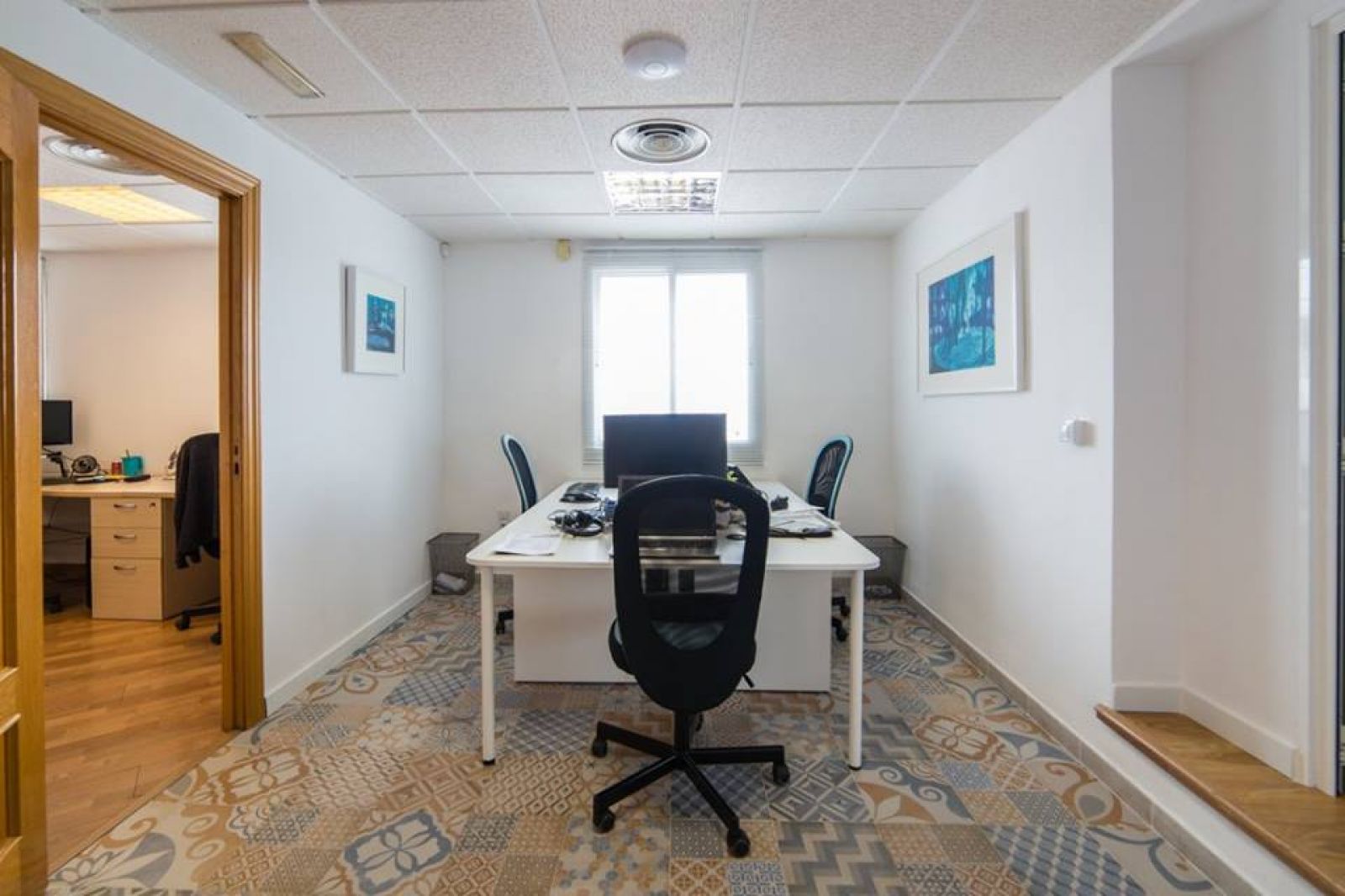 Gran Via Coworking Space / Europe / Spain / Granada