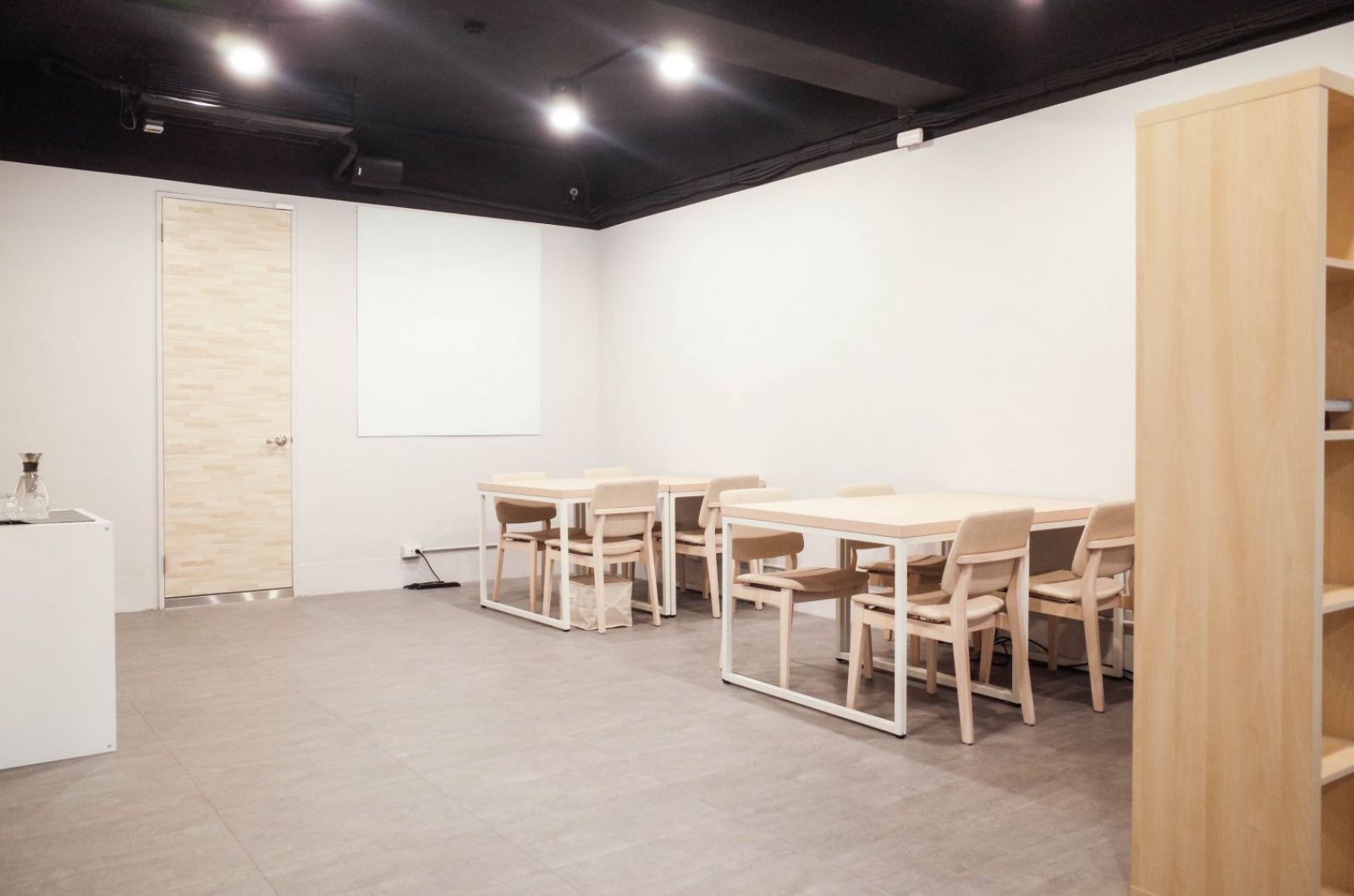 Maven Coworking Cafe / Asia / Taiwan / Taipei