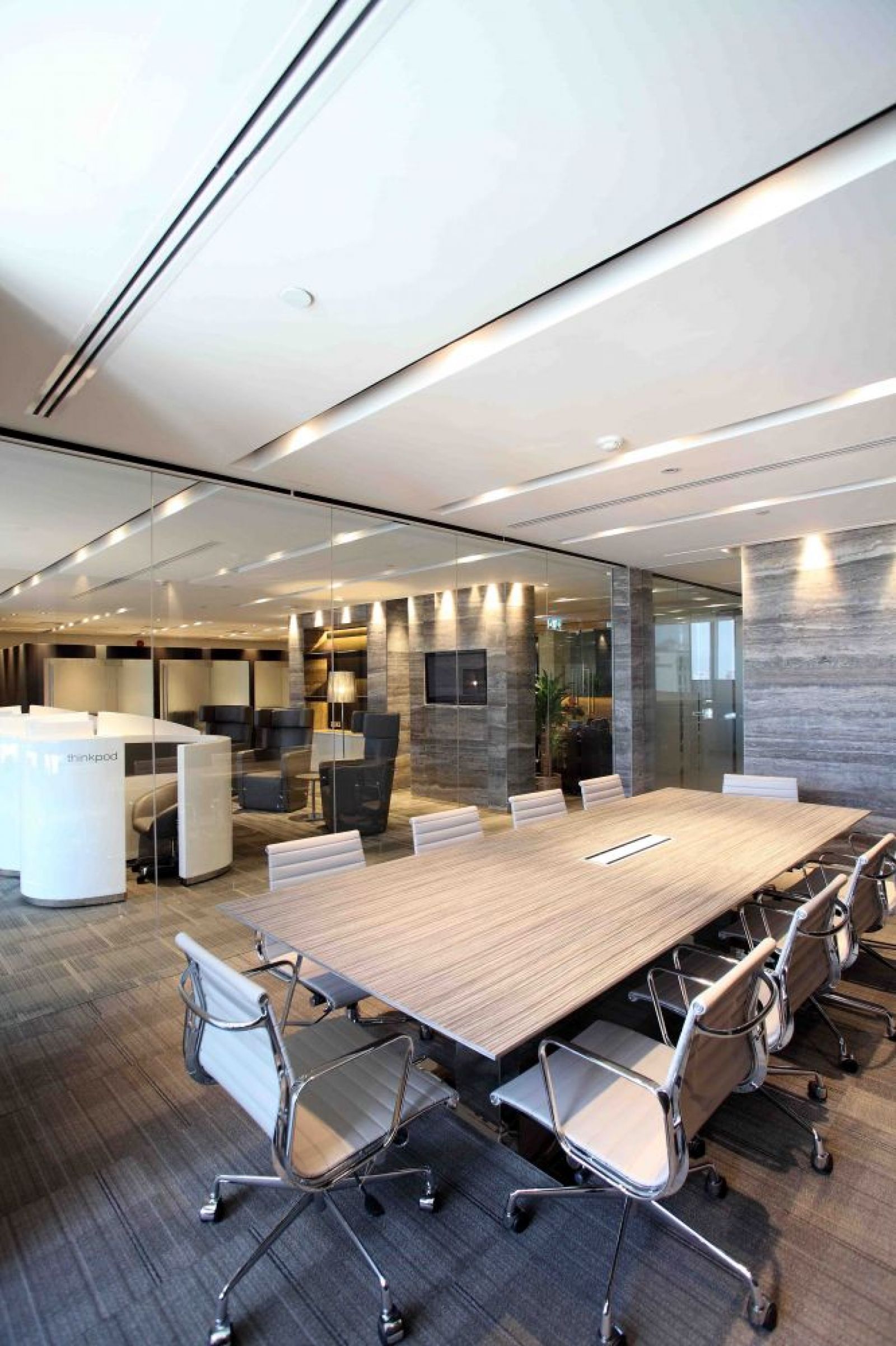 Regus Exchange Tower / Asia / Thailand / Bangkok