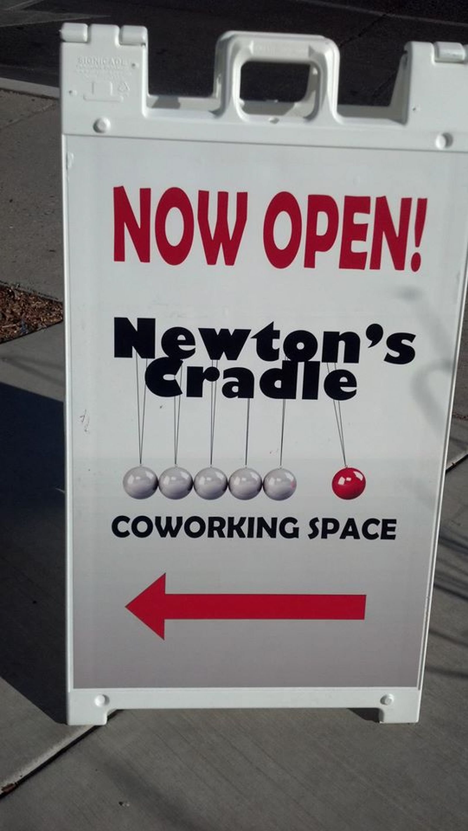 Newton's Cradle / North America / United States / New Mexico / Albuquerque