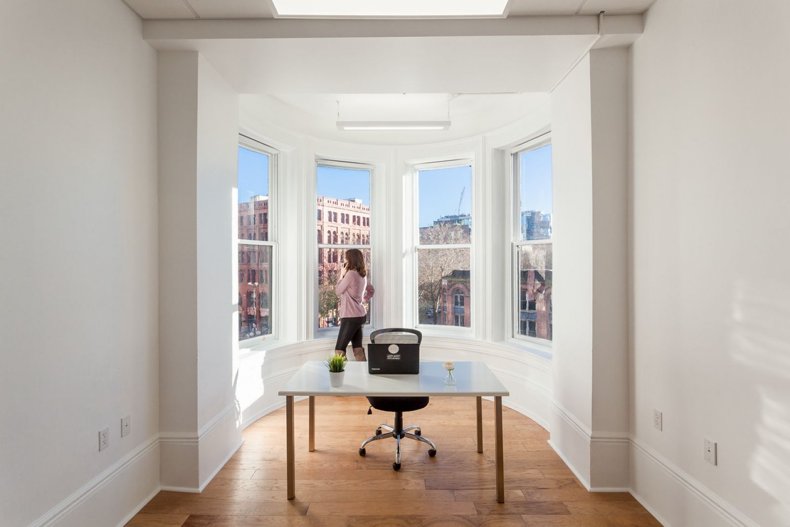 Level Office / North America / United States / Washington / Seattle