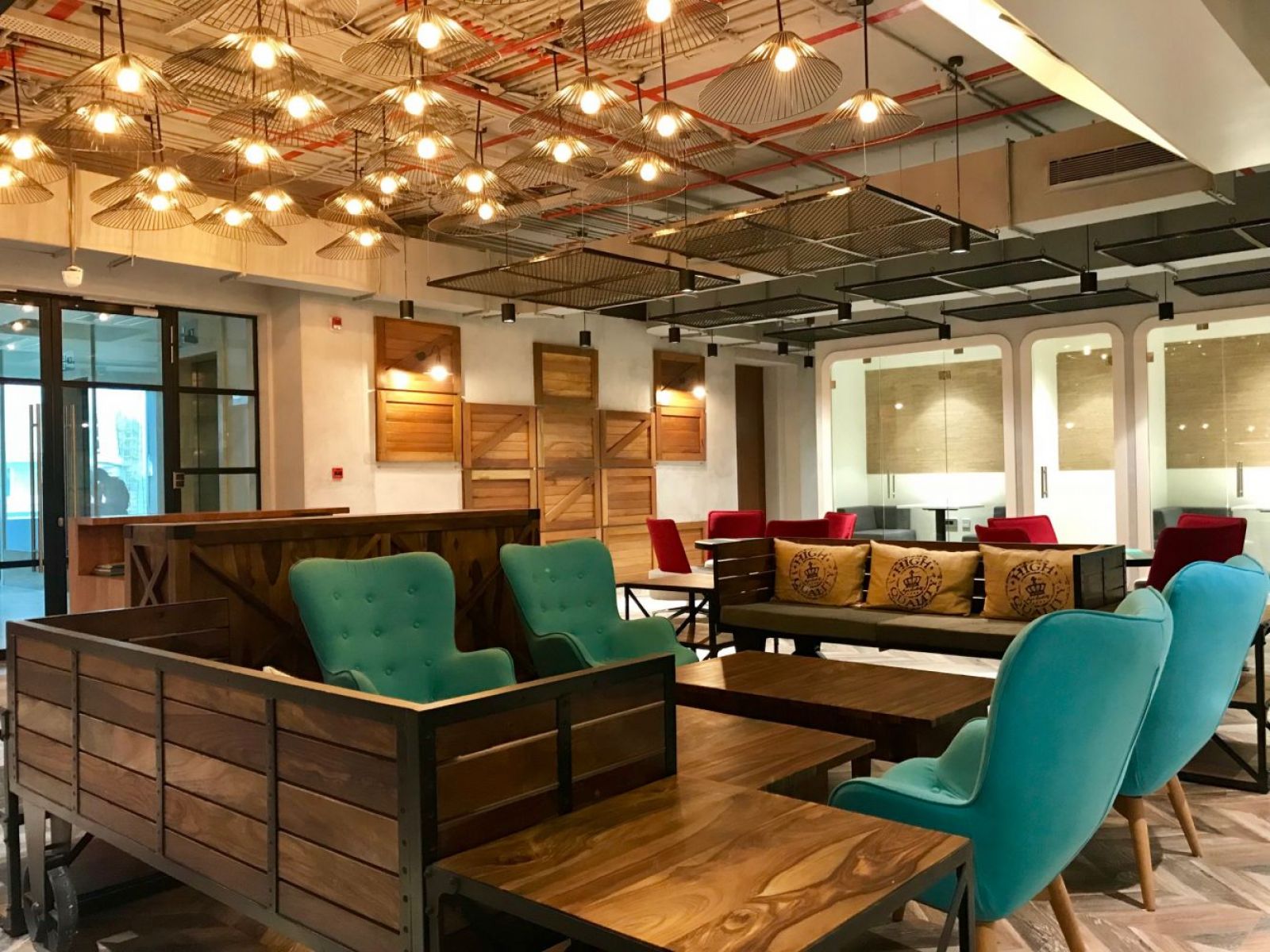 Pro-working @ BKC / Asia / India / Navi Mumbai