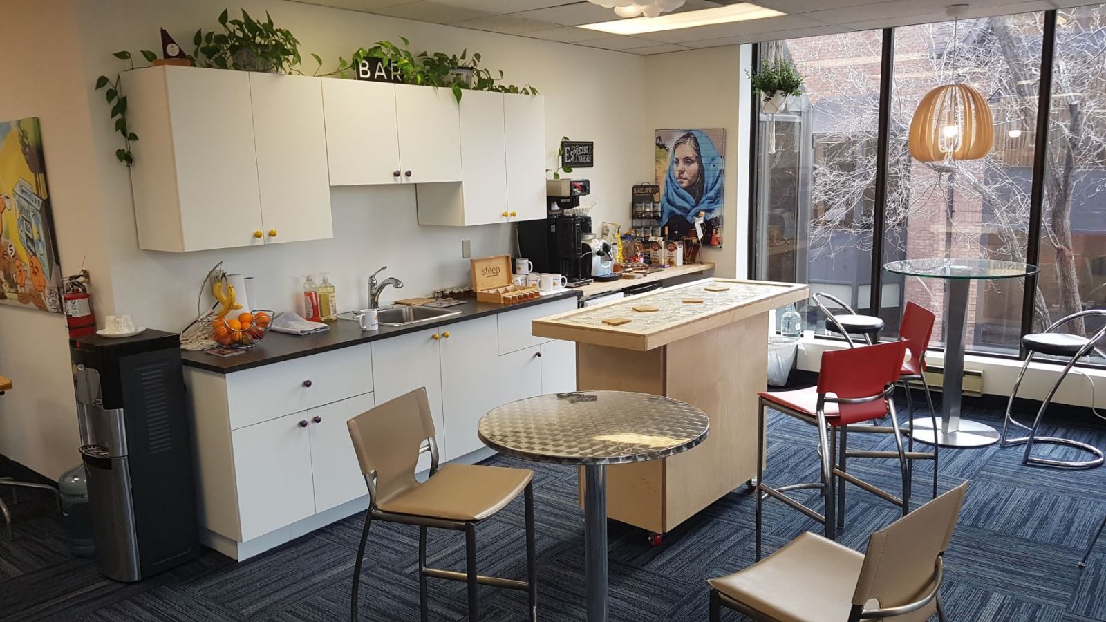 Hivers Workspaces / North America / Canada / Toronto