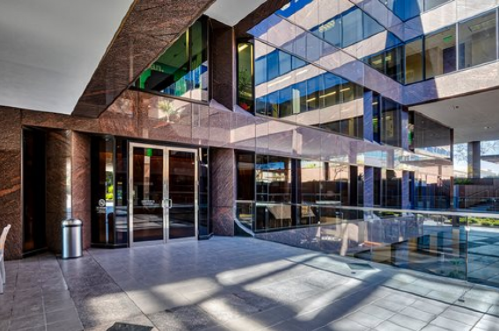 Premier Workspaces - Camelback Commons / North America / United States / Arizona / Phoenix
