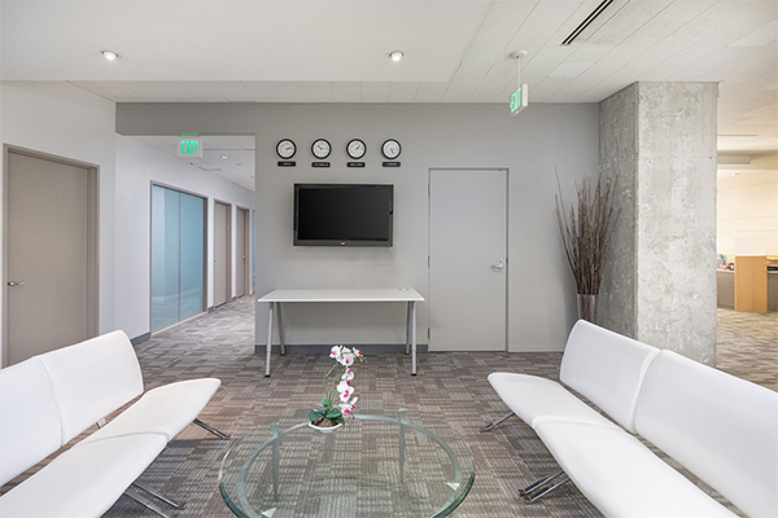 Premier workspaces - Beverly Hills Triangle 2 / North America / United States / California / Los Angeles
