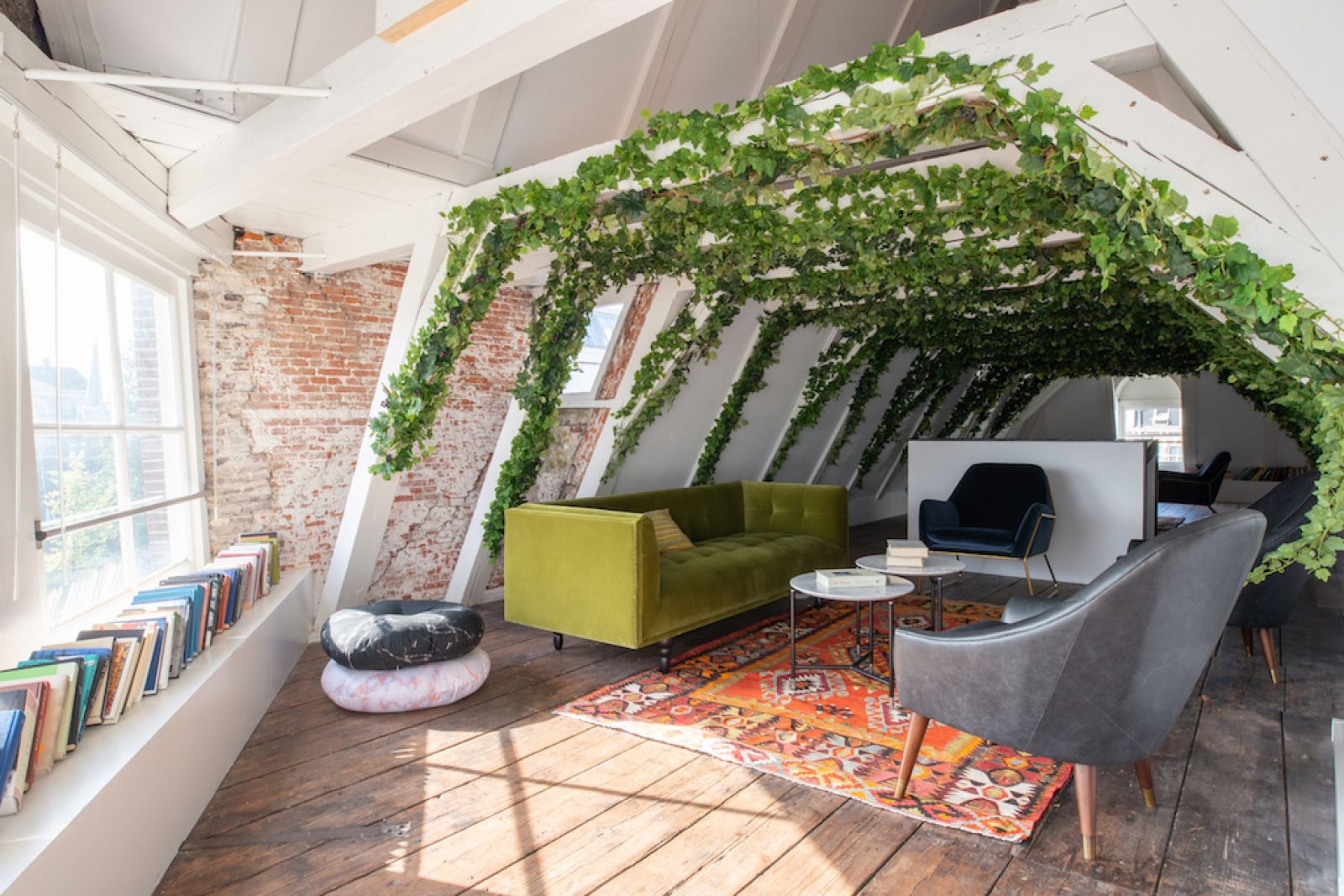 Mindspace Nieuwezijds Voorburgwal / Europe / Netherlands / Amsterdam