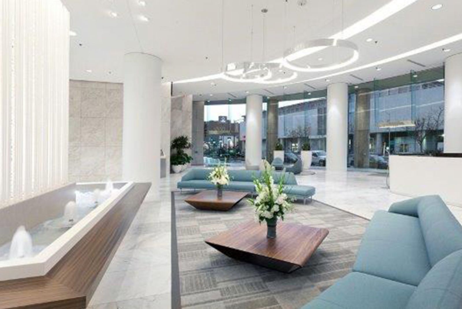 Premier workspaces - Lake Merritt Plaza / North America / United States / California / Oakland