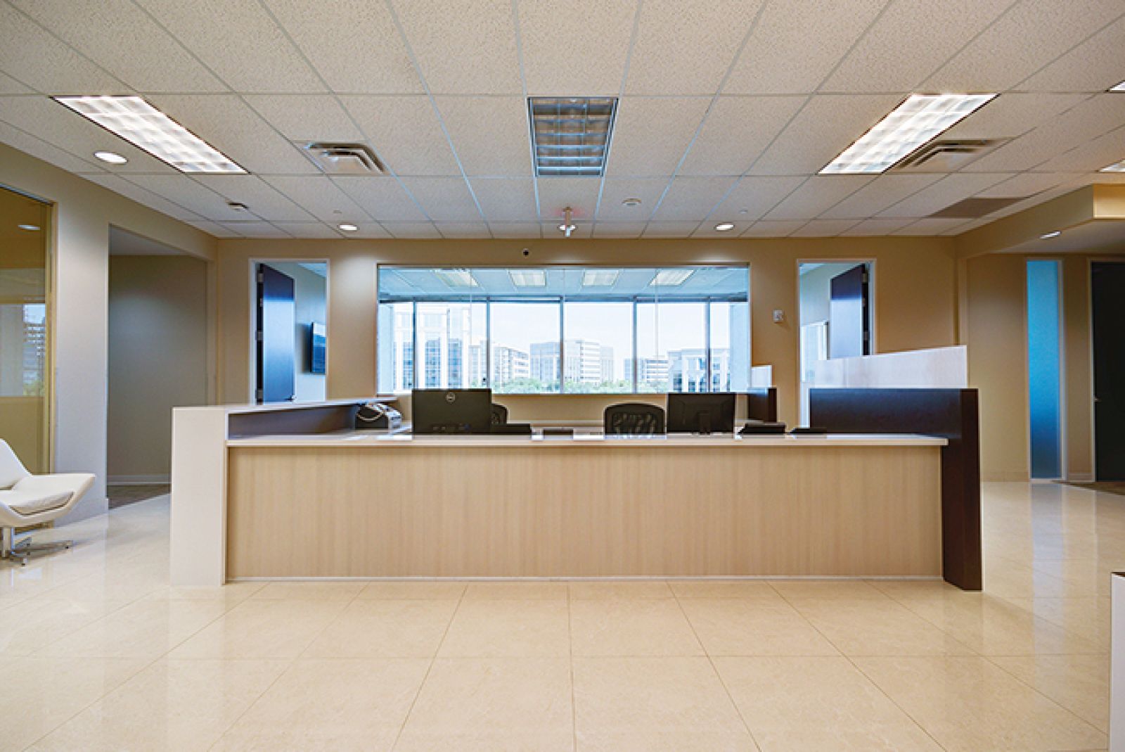 Premier workspaces - Hall Office Park / North America / United States / Texas / Frisco