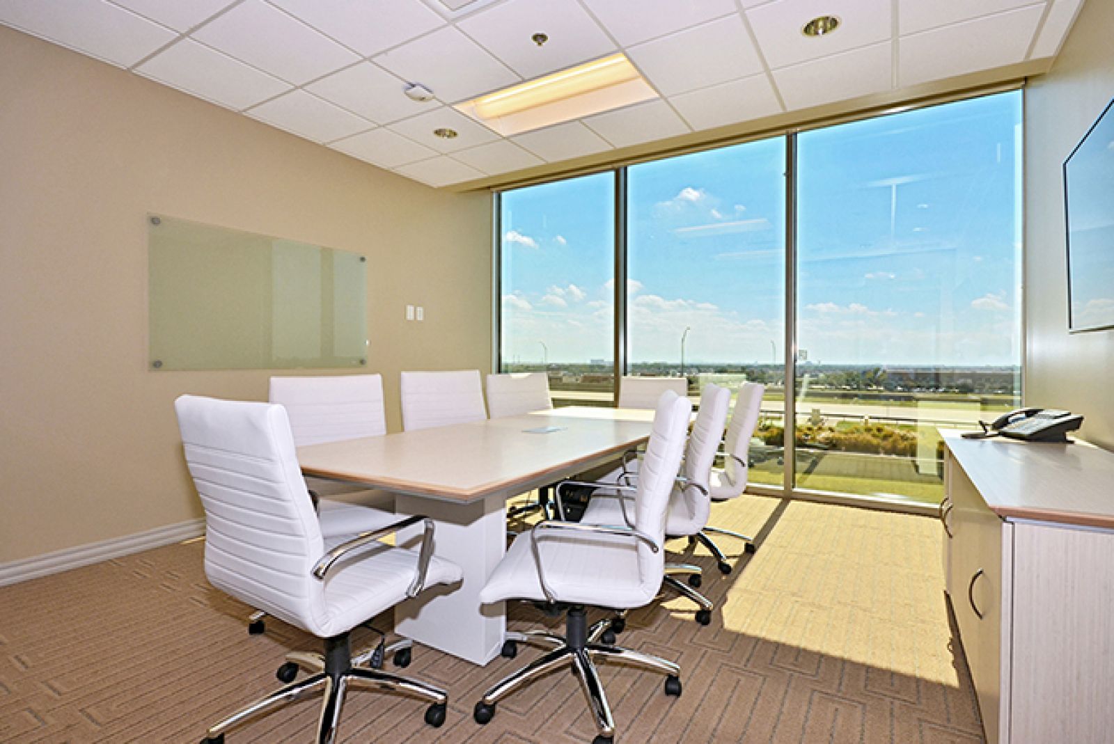Premier workspaces - Valliance Plaza / North America / United States / Texas / Allen