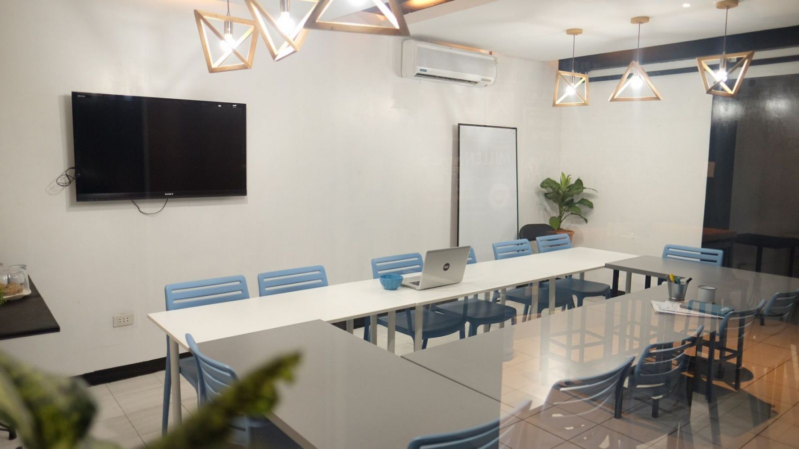Arendo Coworking Space / Asia / Philippines / Bacolod