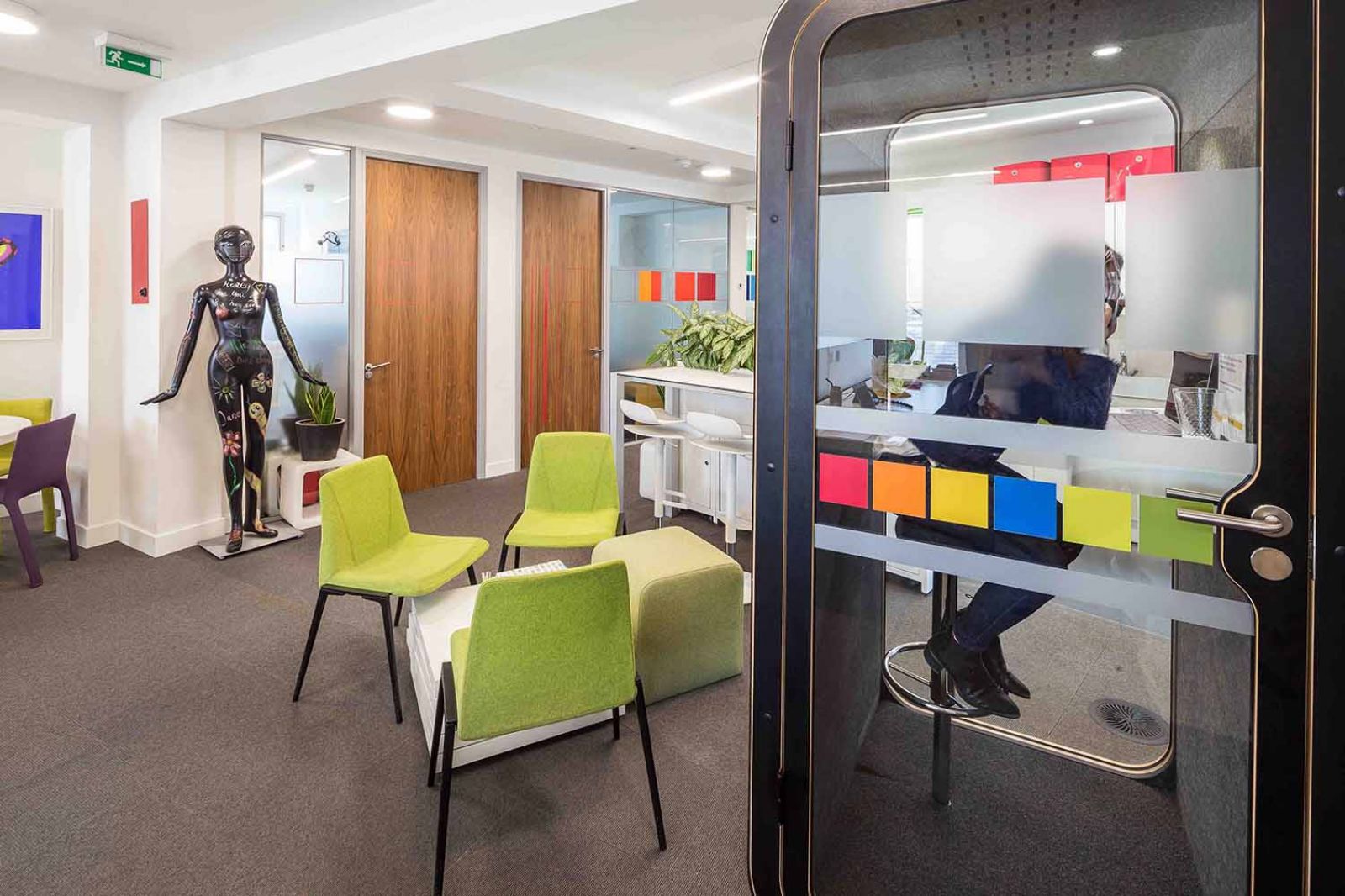 eOffice - Soho / Europe / United Kingdom / London