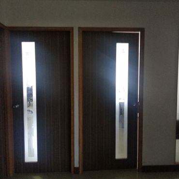 space is ideal for graphics animations advirtising agencies etc as premise has  a recording studio too
