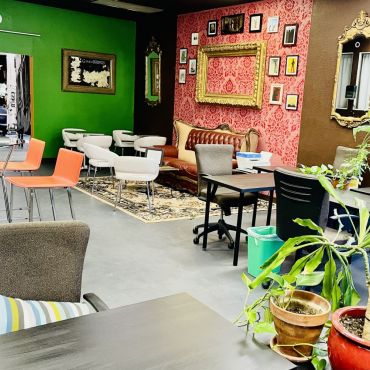 Our members enjoy a large selection of open seats. Unlike other spaces, our focus is on open desk space. We offer plenty of space for talking, phone calls and also a designated quiet space. 
