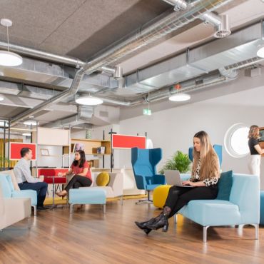 Modern and vibrant space with large social square to network and de-stress 
