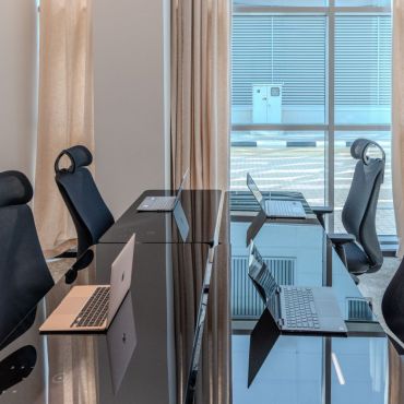 Offices and Desks - Adjustable 