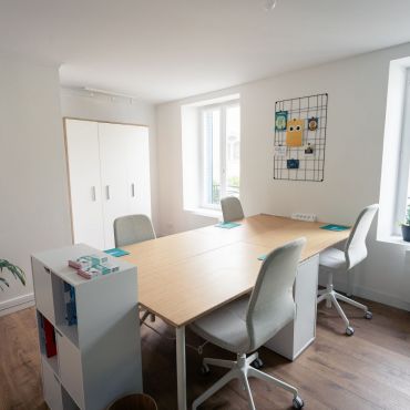 Open space de 7 postes de travail