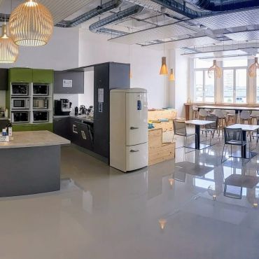 Kitchen & Lunch Room