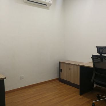 Team Office

- 2 persons