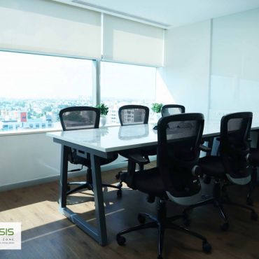 6 SEATS MEETING ROOM