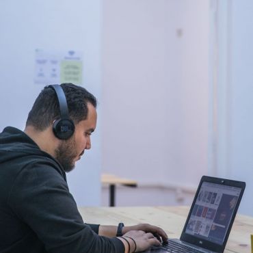 CoZi Coliving Tourist Zone - Dedicated desk