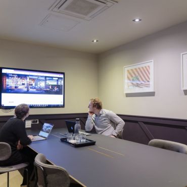 Lightbox Meeting Room