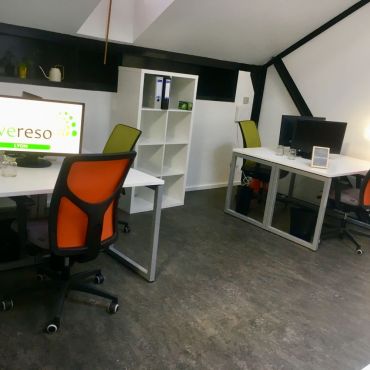 Private office 5 workstations