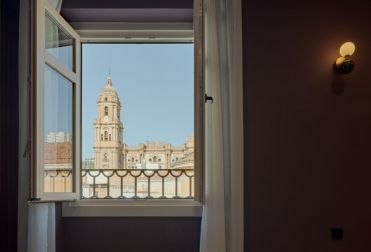 LONGFELLOW EXECUTIVE CLUB