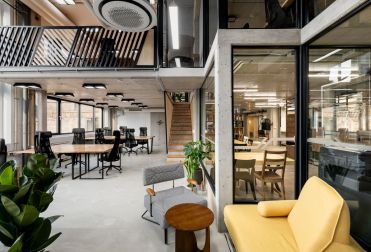 Puzl CowOrKing Budapest 