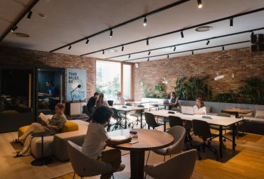 Outsite Cowork Cafe - Porto