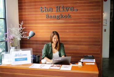 The Hive Thonglor