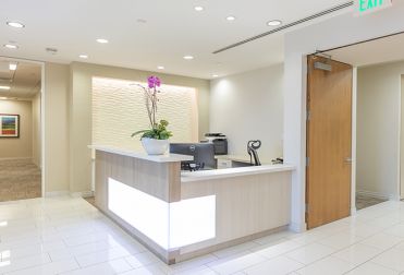 Premier workspaces - Fashion Island