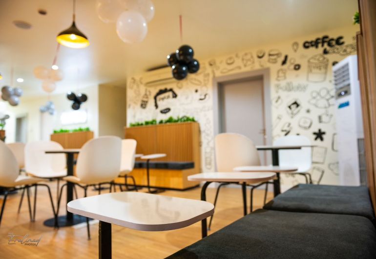Café One VI
